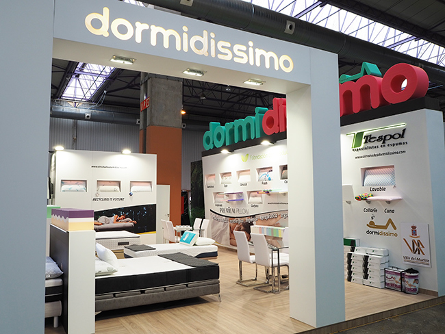Diseño y montaje stand Dormidissimo. Aprovechamiento de espacios.