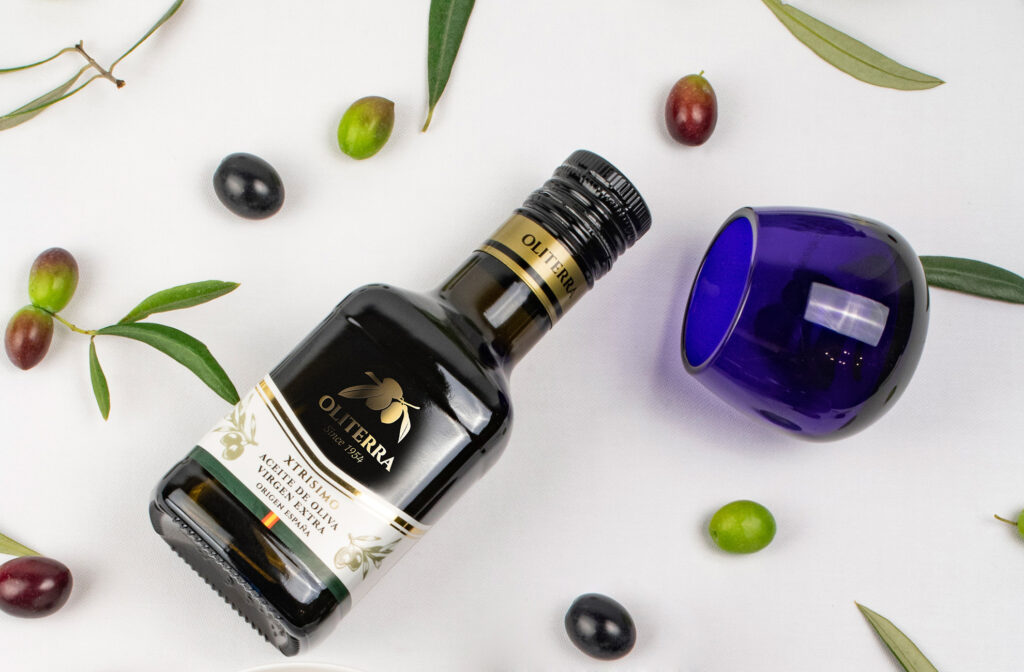 xtrisimo olive oil packaging design