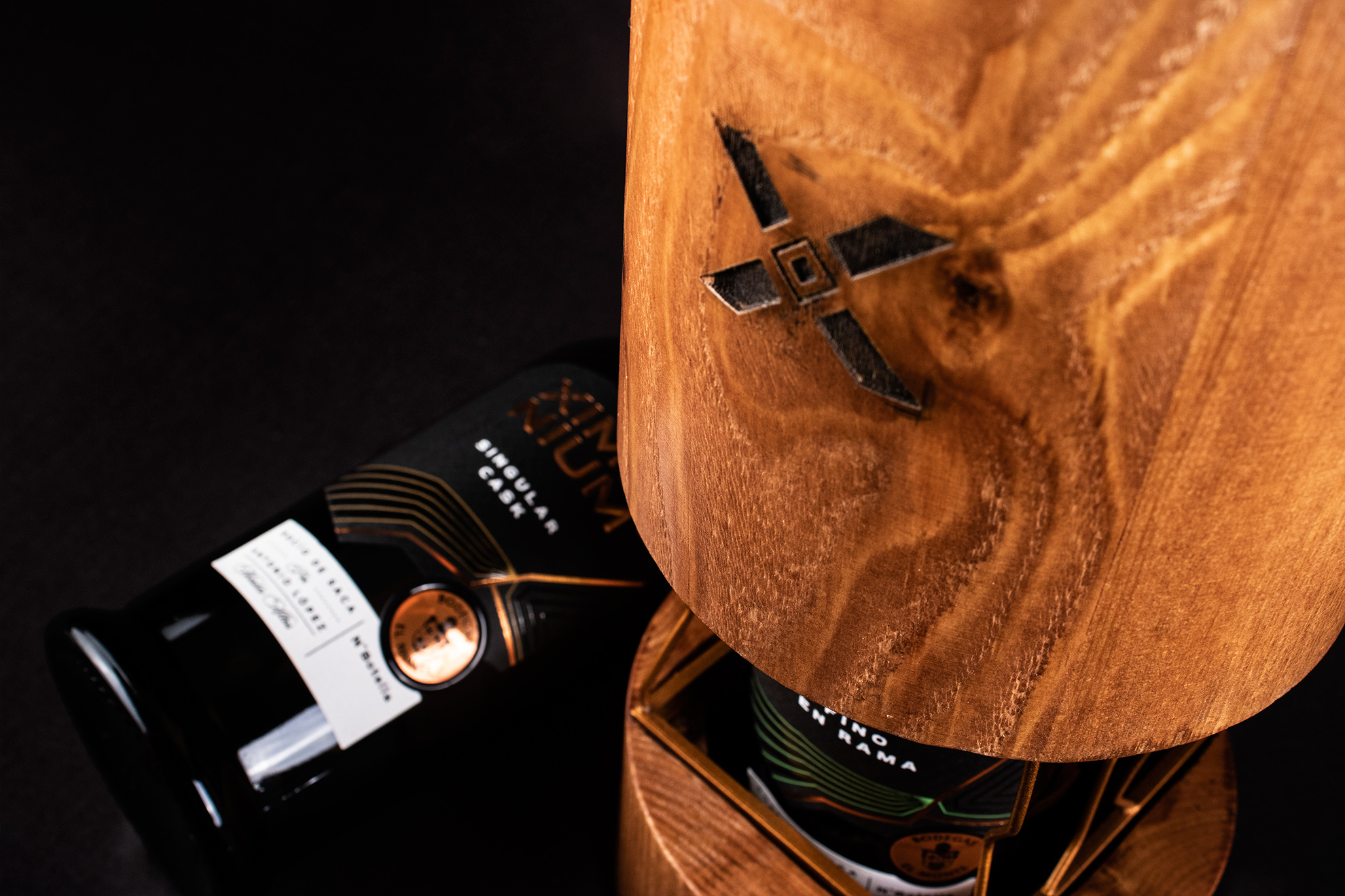 diseno_packaging_premium_vino_en_cordoba_Ximenium