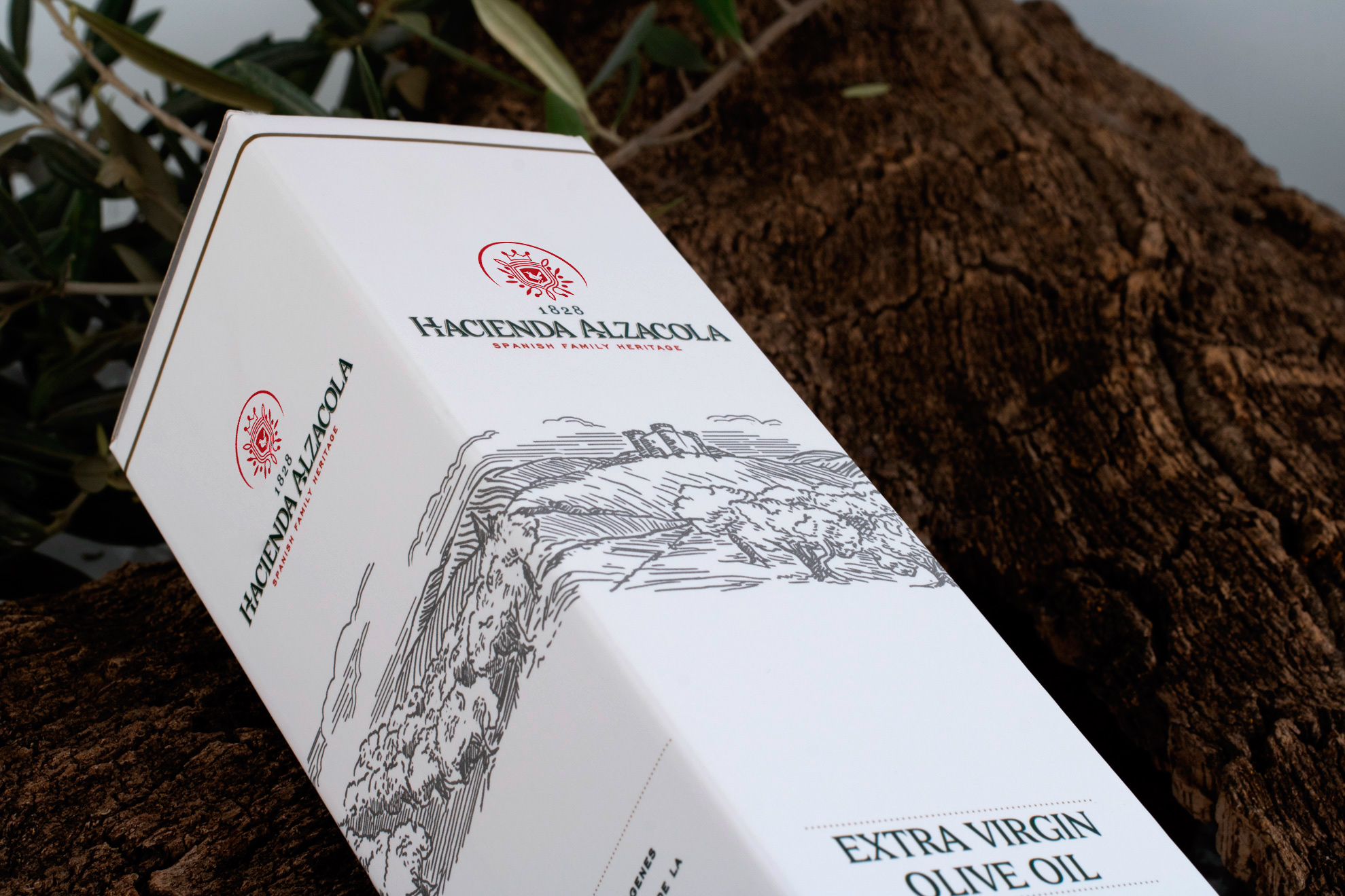 Diseno_cajas_aceite_oliva_Hacienda_Alzacola