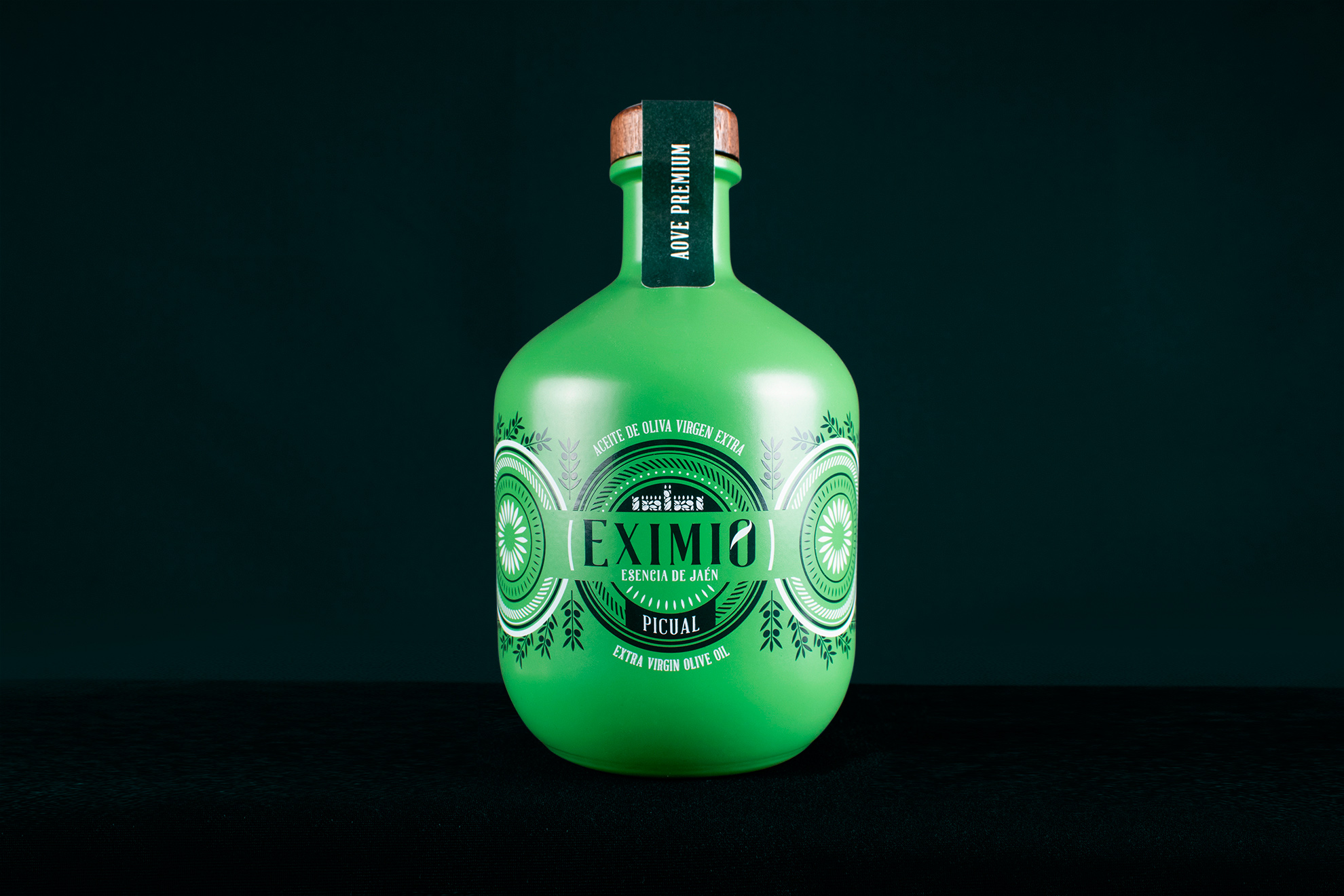 Eximio diseño aceite IGP Jaén