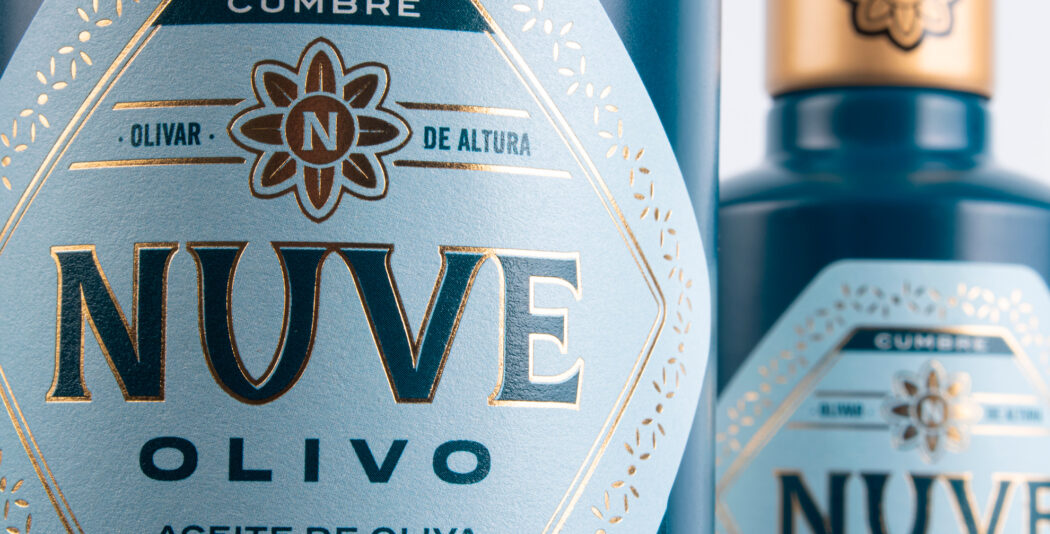 Nuve Olivo diseño de etiqueta para aceite