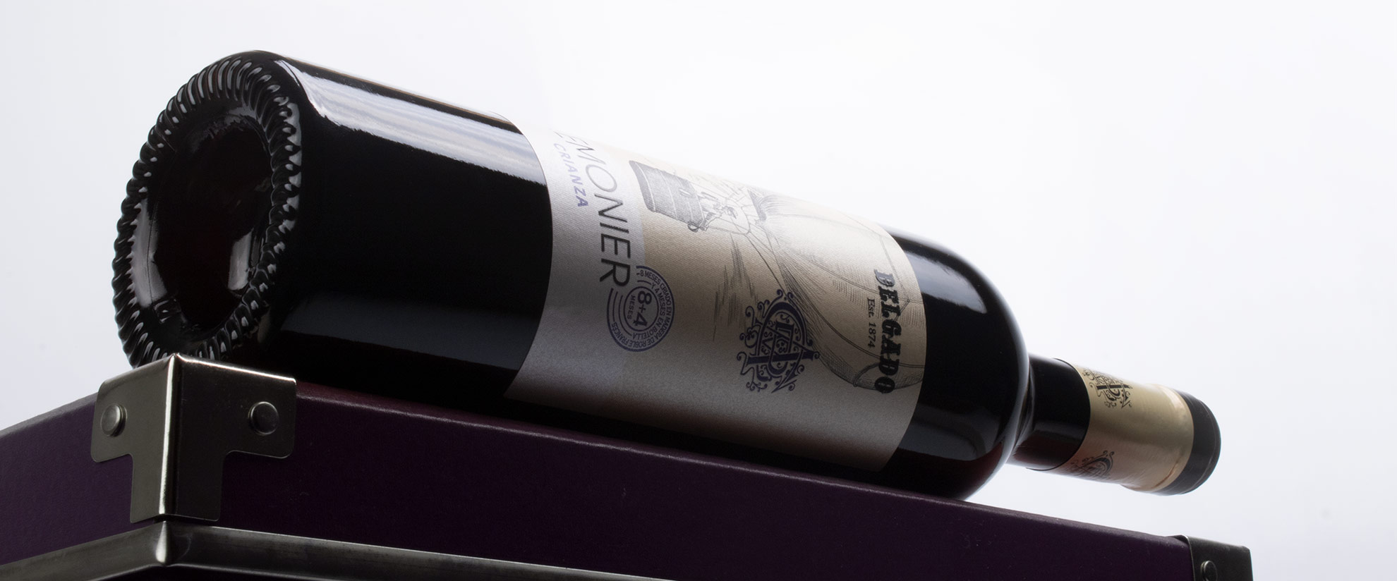 Diseño etiqueta vino tinto Lemonier para Bodegas Delgado