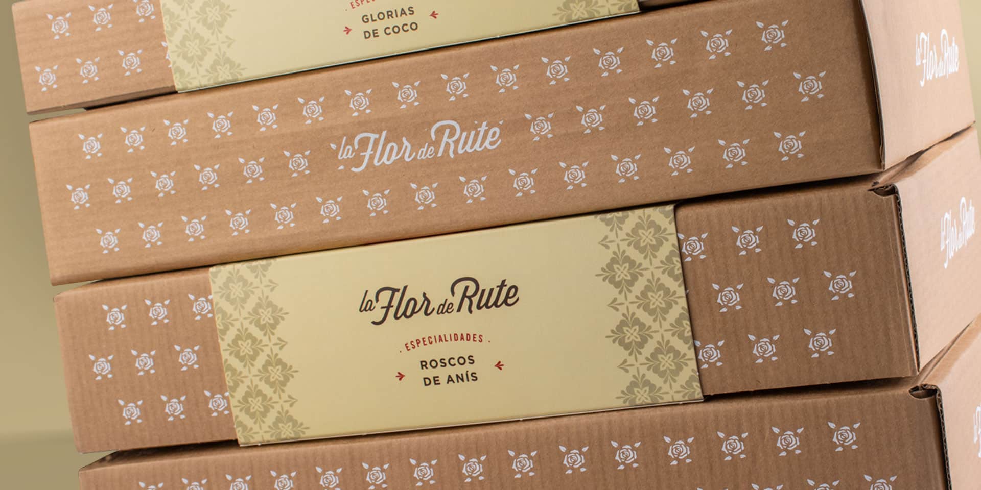 estuches kraft con fajilla personalizada