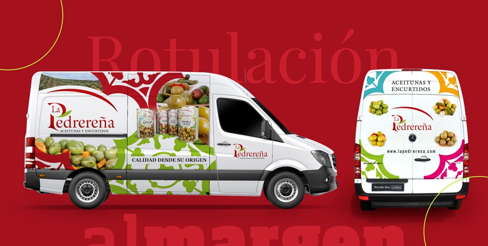 Rotulacion vehiculo La Pedrereña